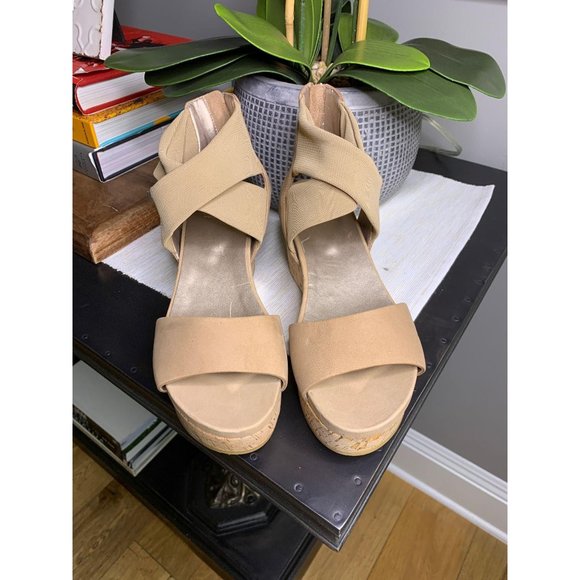 PELLE MODA Lilo Platform Wedge Sandal Latte Tan - Picture 5 of 9